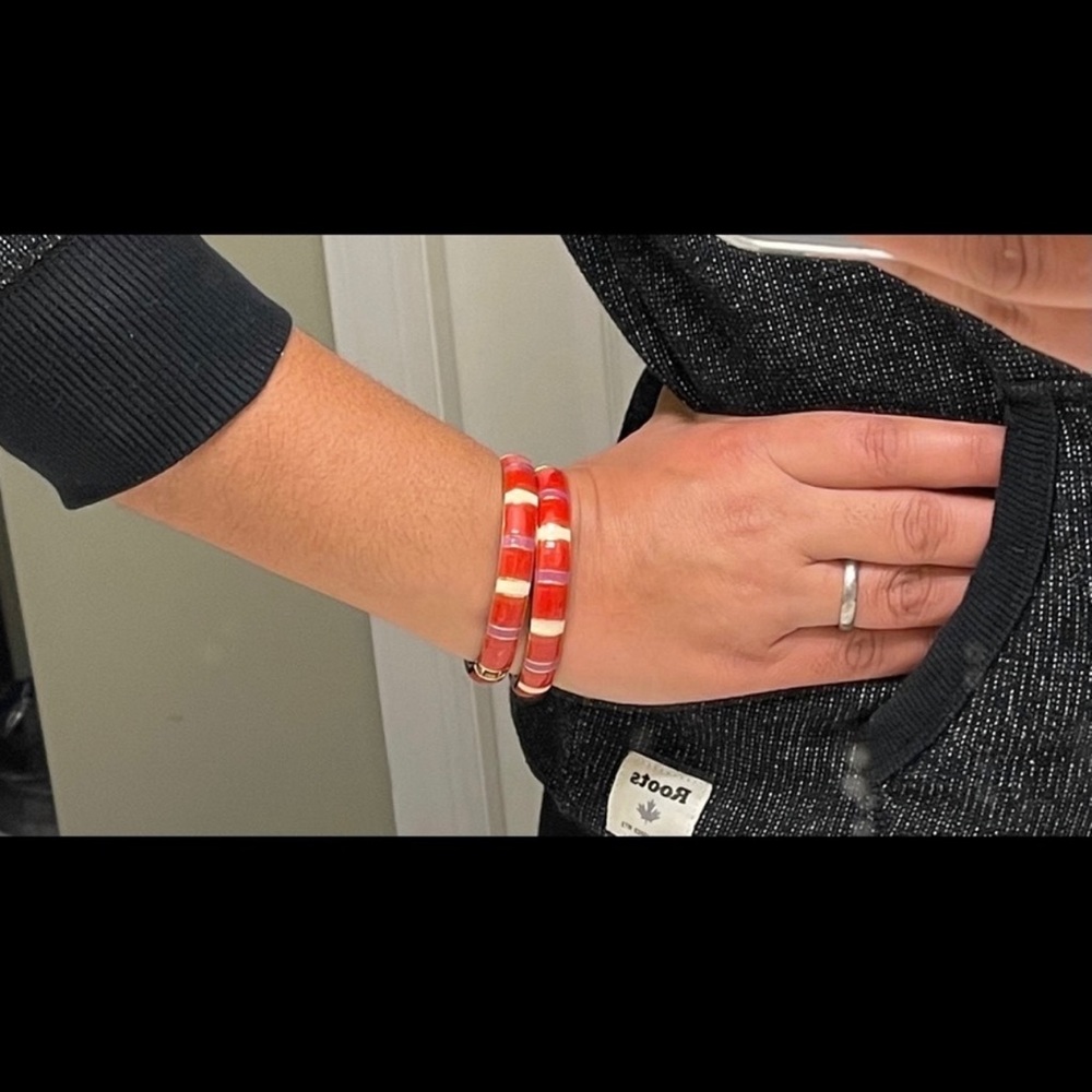 Bracelets - Picture 3 of 5